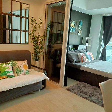 Beach Front Living In The Heart Of The City, Azure Residences Manila Exterior photo
