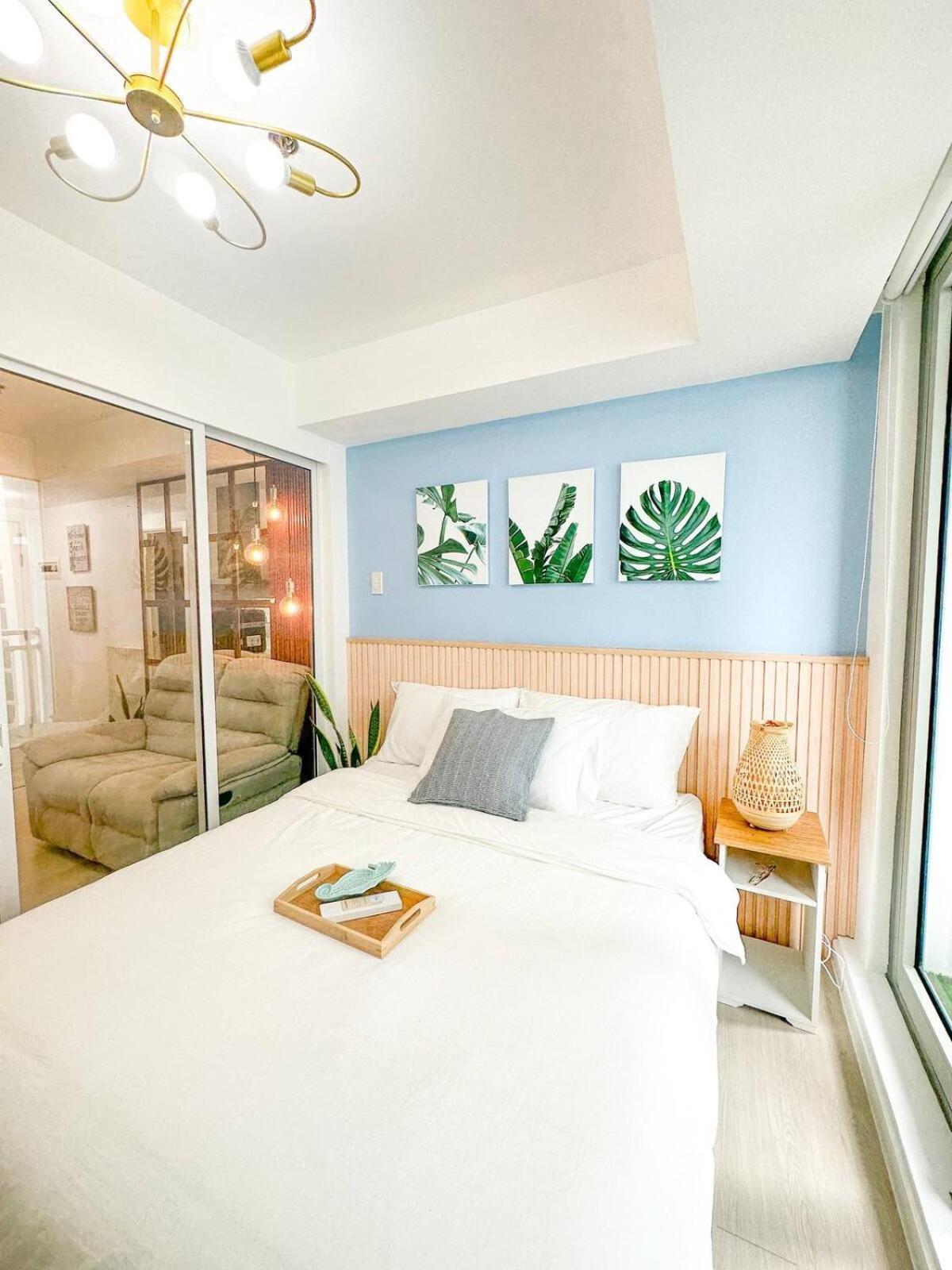 Beach Front Living In The Heart Of The City, Azure Residences Manila Exterior photo
